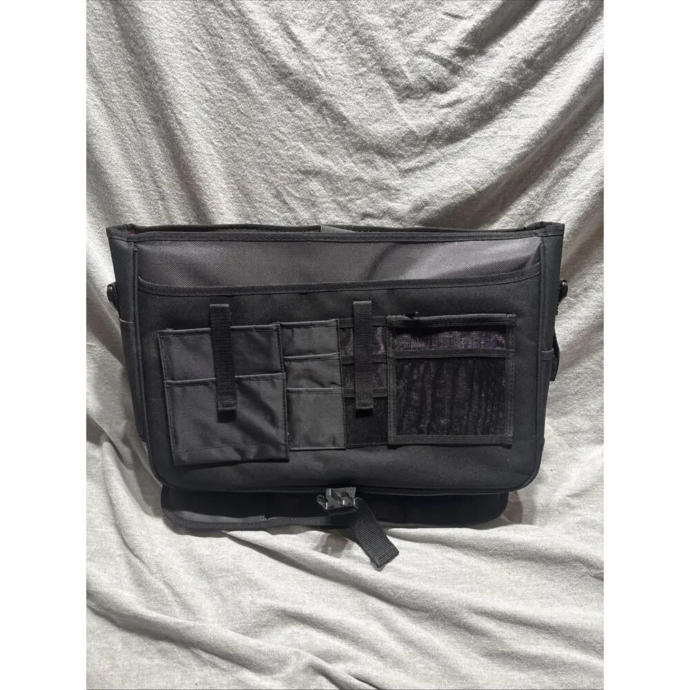 Microsoft Edge Messenger Bag for 17.3